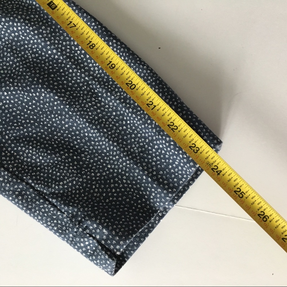 LOFT Blue Patterned Cropped Pants - Picture 7 of 8